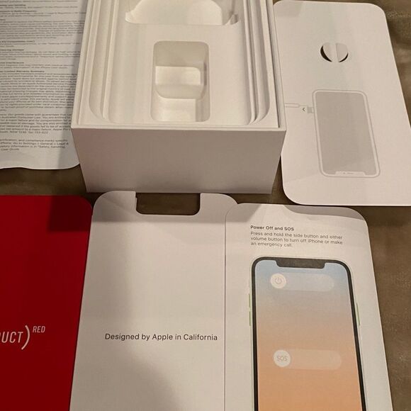 iPhone 11 Phone Box 128 GB - Picture 8 of 9